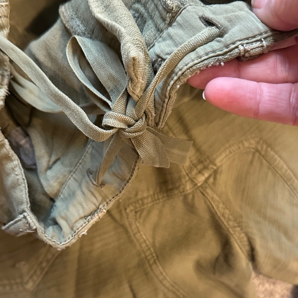 Free People Olive Cropped Cargo Pants - Picture 4 of 6